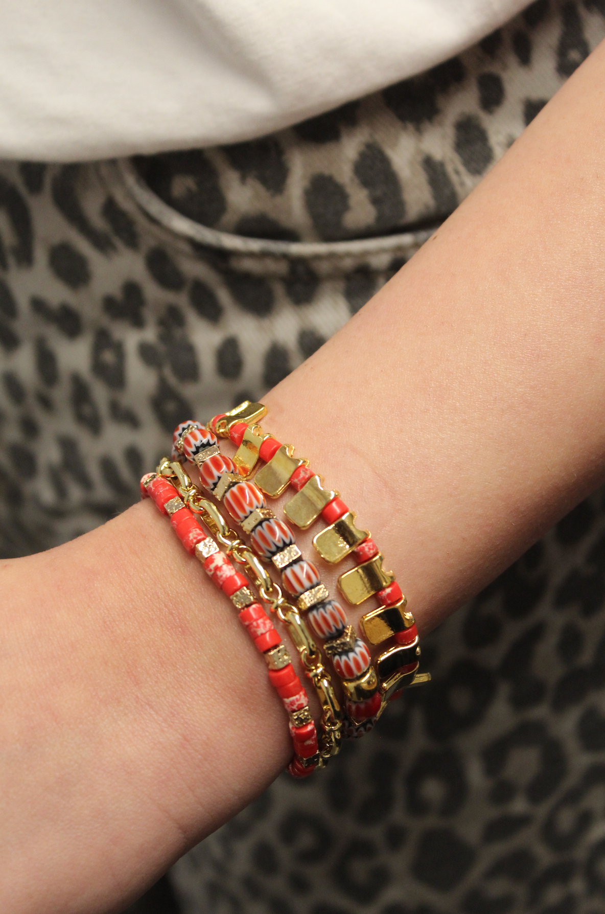 SPRING ESSENCE RED BRACELET SET