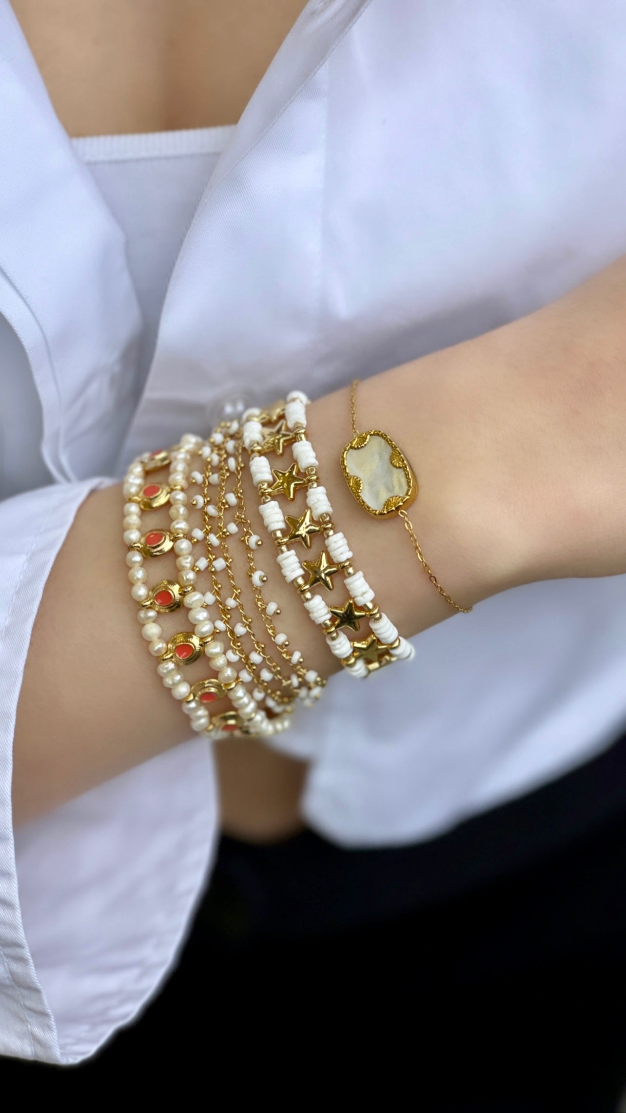 LAGUNA CORAL PEARL BRACELET