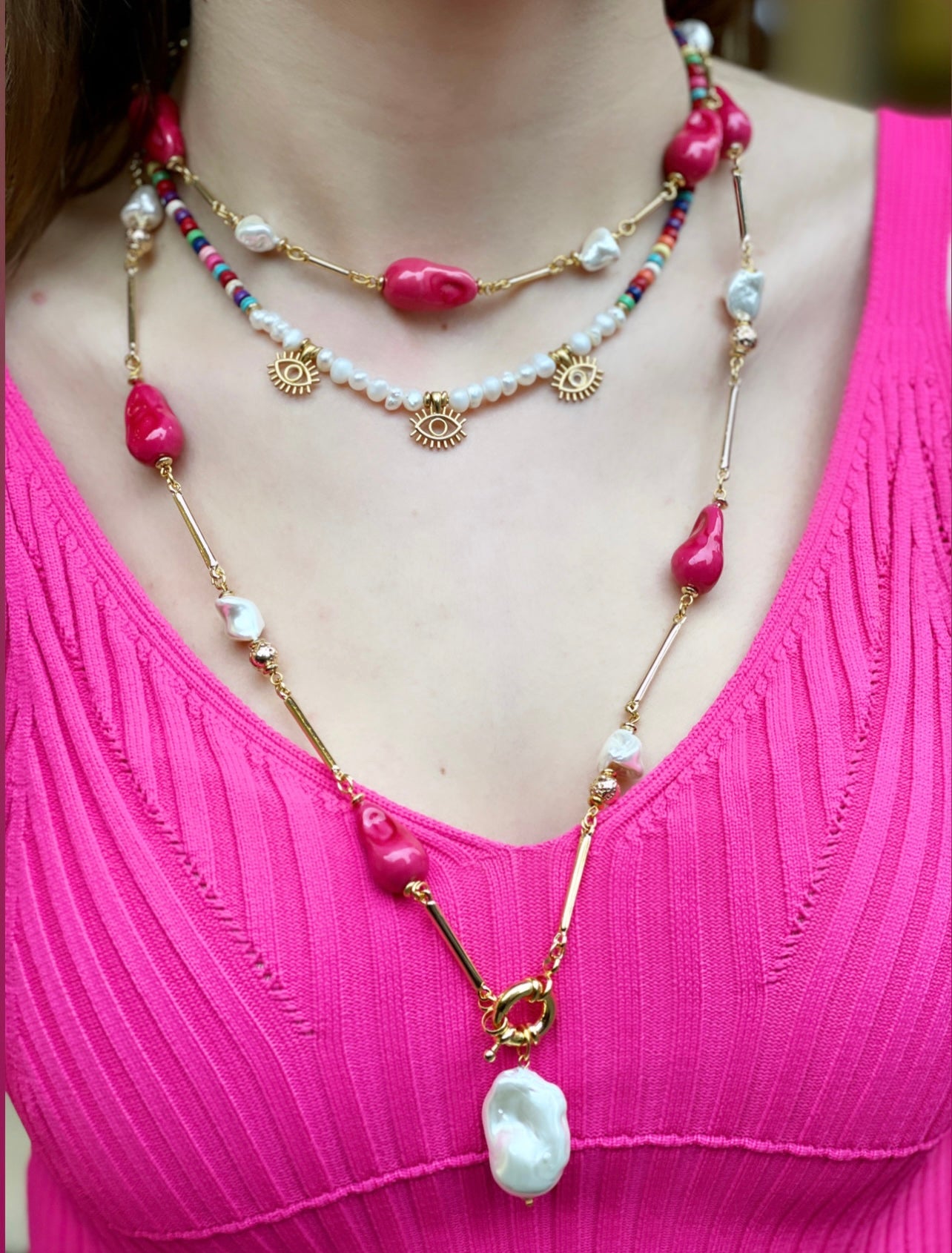 MIAMI FUCHSIA LONG NECKLACE