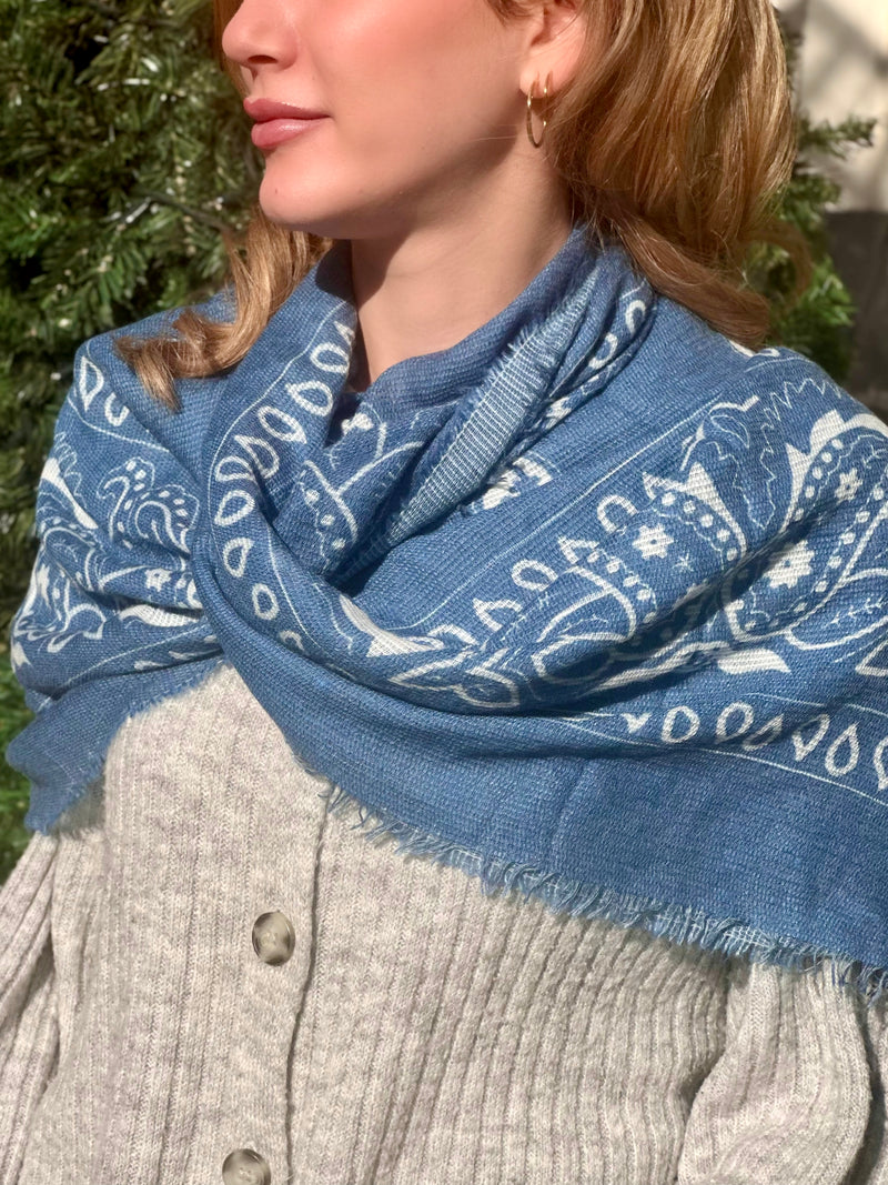 SOLANA BLUE PRINTED SCARF